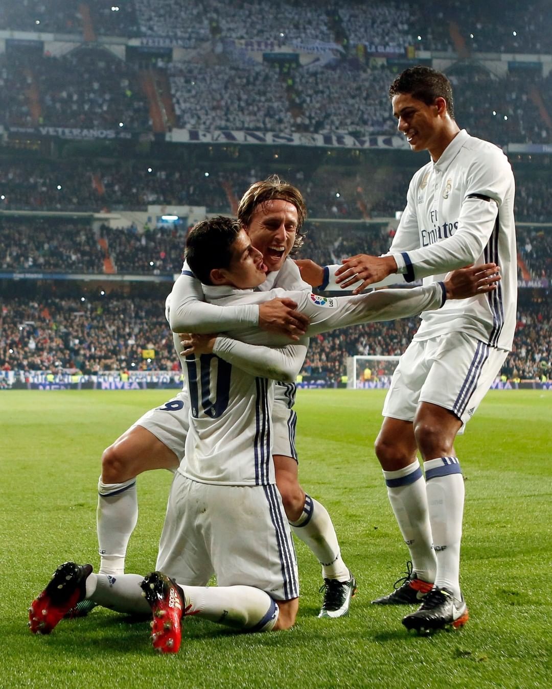 也诠释了巴 也诠释了巴