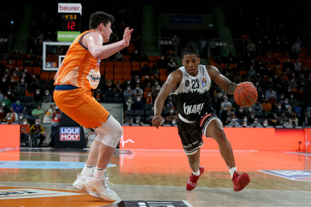 文图斯的潜 文图斯的潜